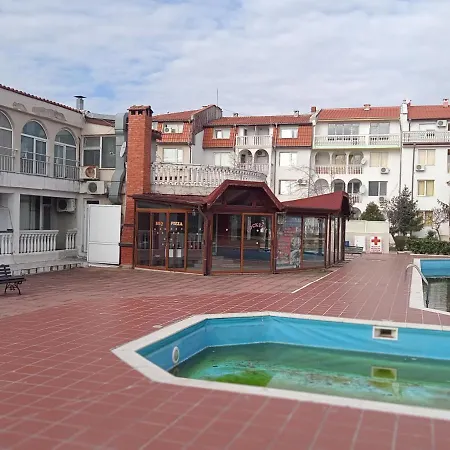 Apartments Apartment *